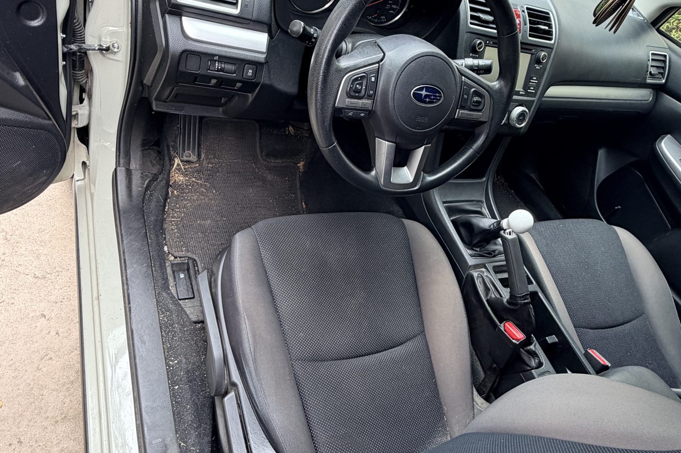Interior Detail detailing result by Jimenez Mobile Detailing